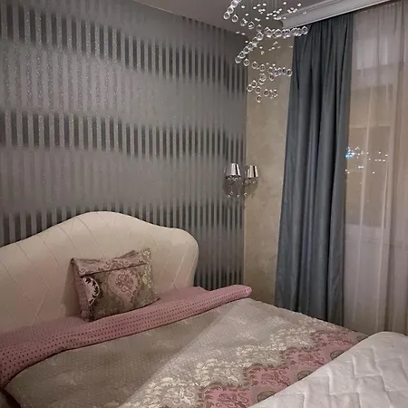 Sonja Stari Aerdrom Apartamento *